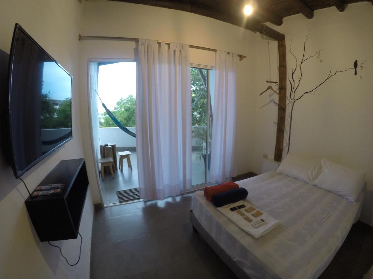 Kiwi Suites Hostel Montañita Kültér fotó
