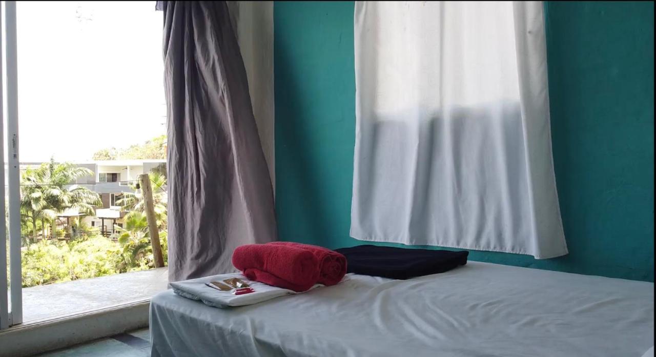 Kiwi Suites Hostel Montañita Kültér fotó