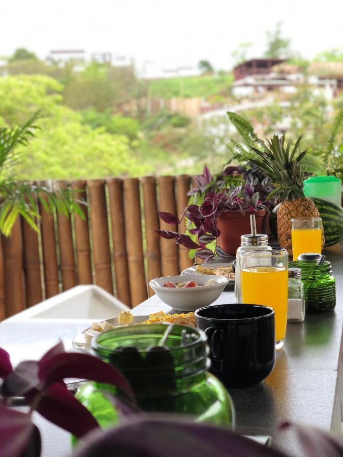 Kiwi Suites Hostel Montañita Kültér fotó