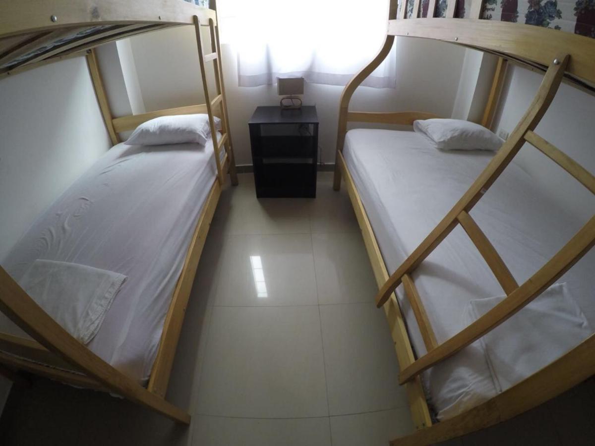 Kiwi Suites Hostel Montañita Kültér fotó