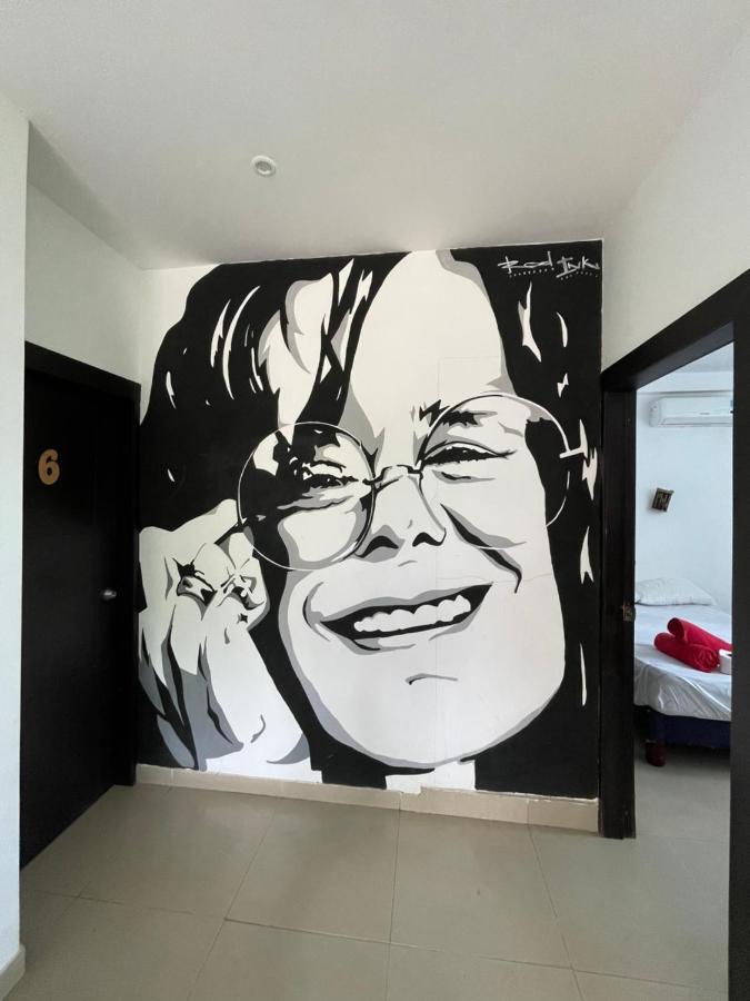 Kiwi Suites Hostel Montañita Kültér fotó